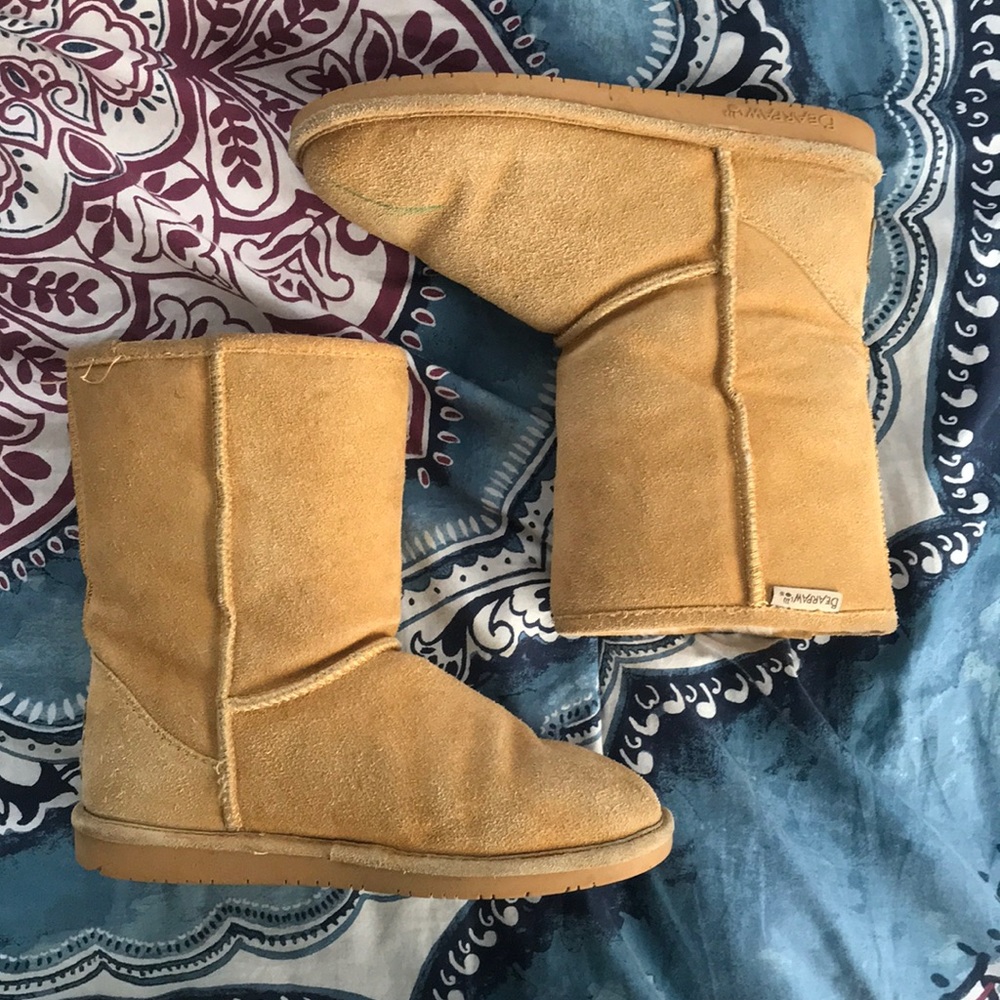 short bearpaw boots